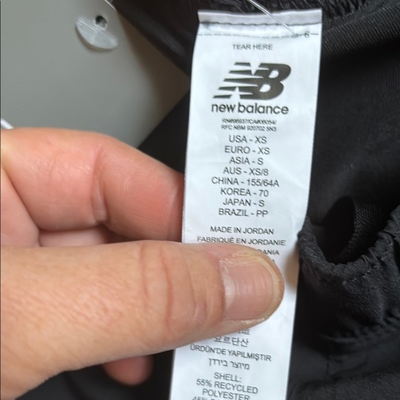NWT New Balance Black Athletic Shorts Lightweight Performance - Picture 4 of 4